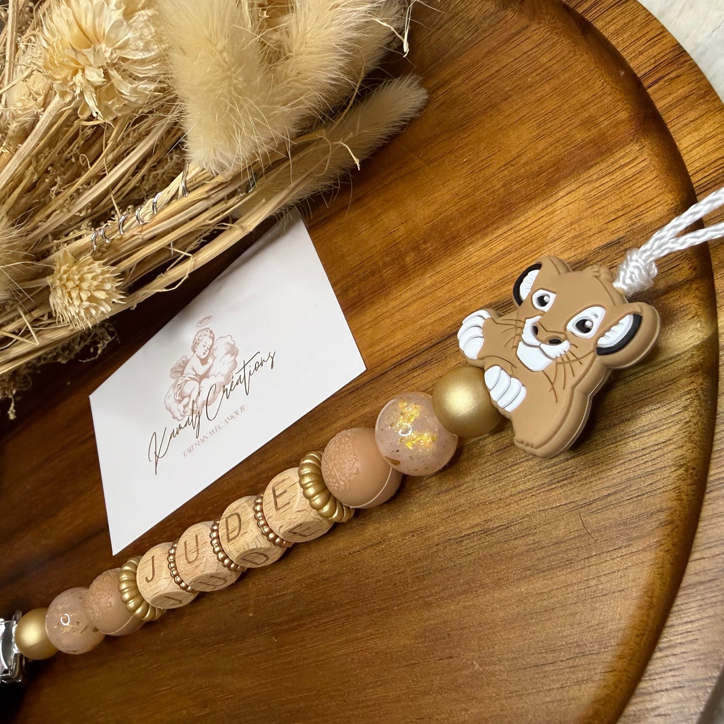 𝐴𝑡𝑡𝑎𝑐𝘩𝑒 𝑡𝑒́𝑡𝑖𝑛𝑒 𝑢𝑛𝑒 𝑓𝑎𝑛𝑡𝑎𝑖𝑠𝑖𝑒.✨