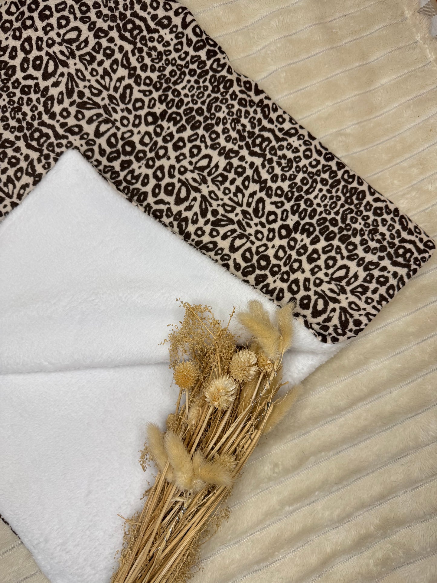 𝐶𝑜𝑢𝑣𝑒𝑟𝑡𝑢𝑟𝑒 𝑙𝑒́𝑜𝑝𝑎𝑟𝑑. ✨